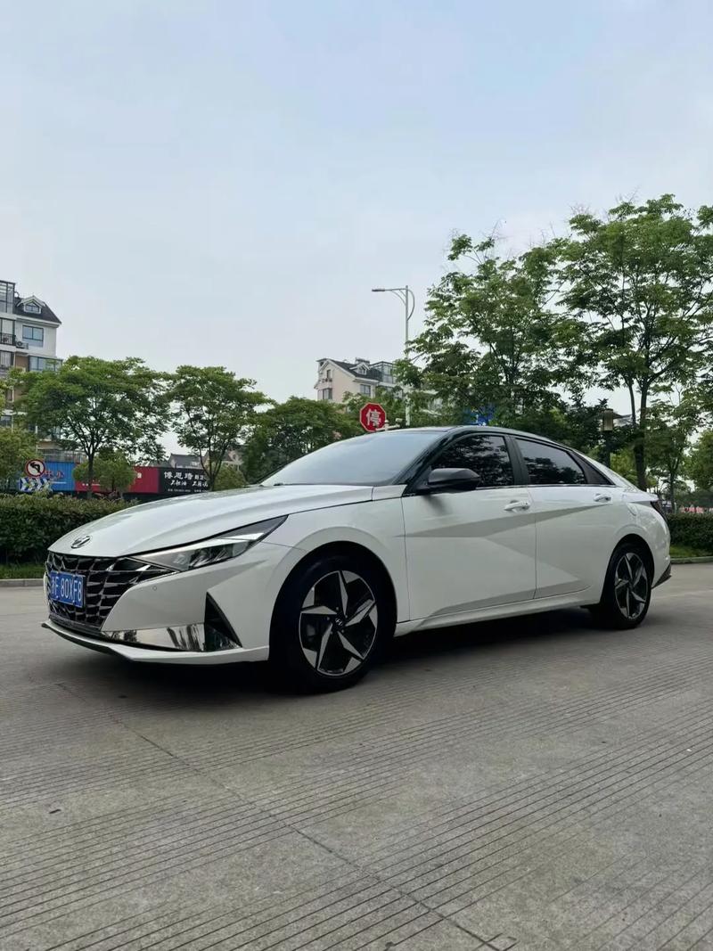 伊兰特缺点太多了:伊兰特2021优缺点